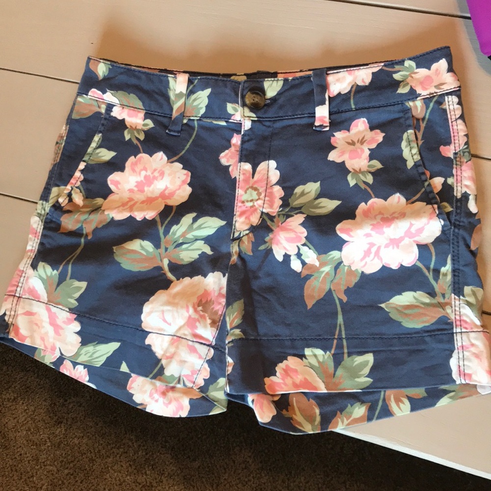 American Eagle Floral Shorts